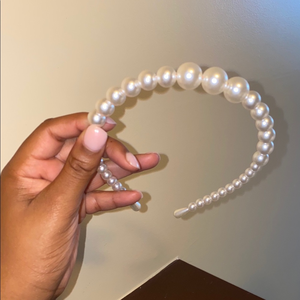 Pearl headbands